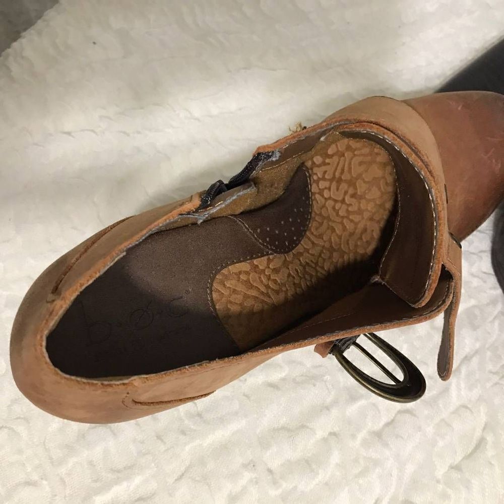 B.O.C Cognac Leather Booties Size 7.5 - Picture 9 of 12